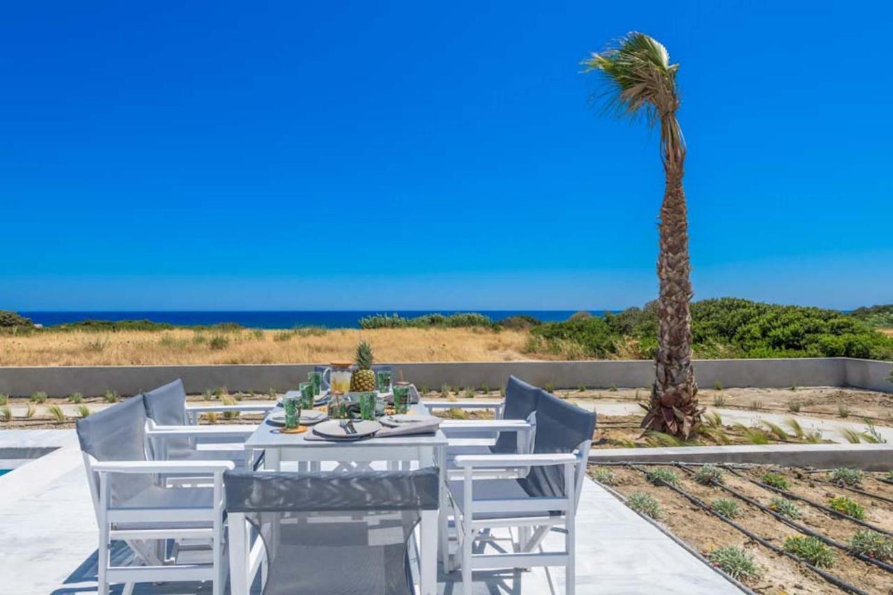Seashore Beachfront Villa Lakhania Ngoại thất bức ảnh
